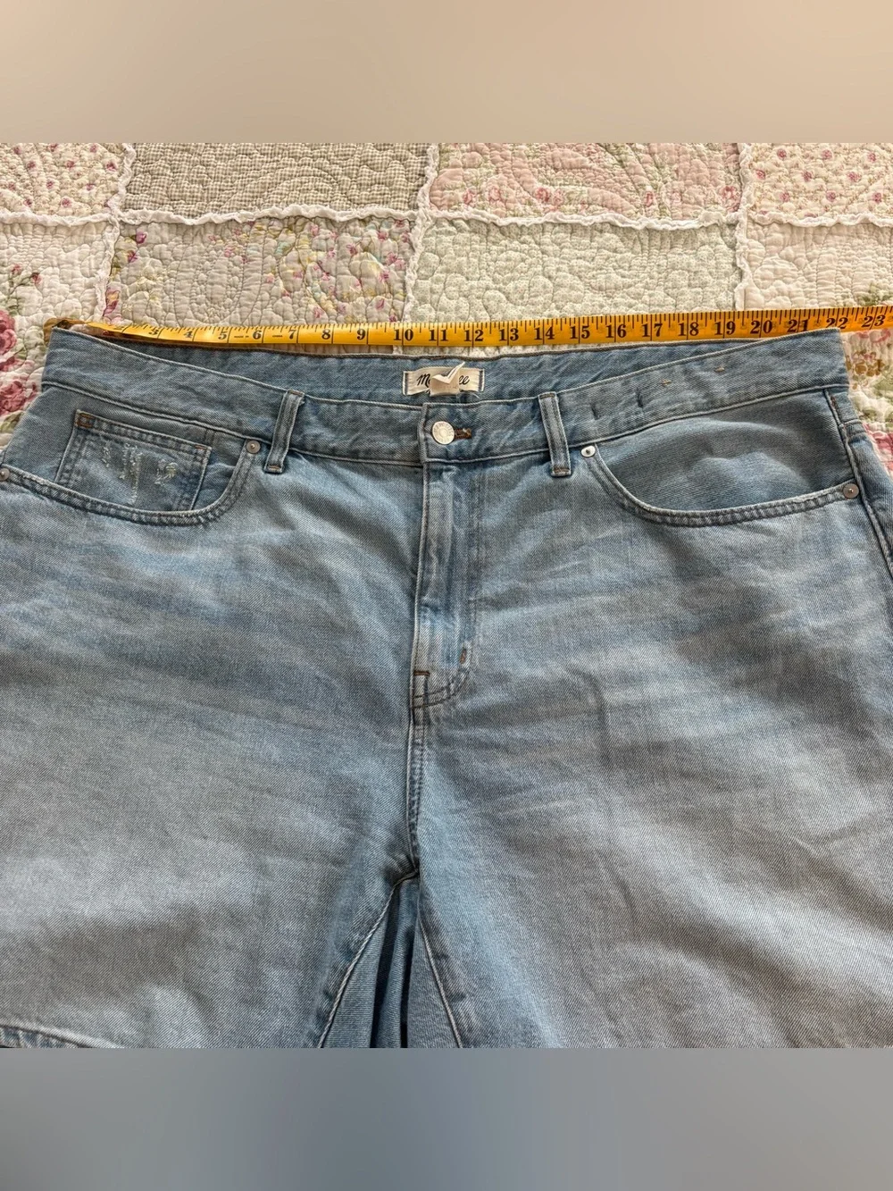 Madewell Baggy Jean Shorts Blue Women's Washed Blue Denim Size 18W Distressed